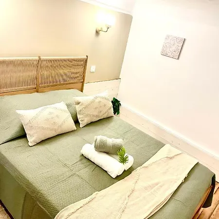 Spacious Loft, Duplex, Old Town, 3 Bedrooms - Easy Check-in * Νίκαια
