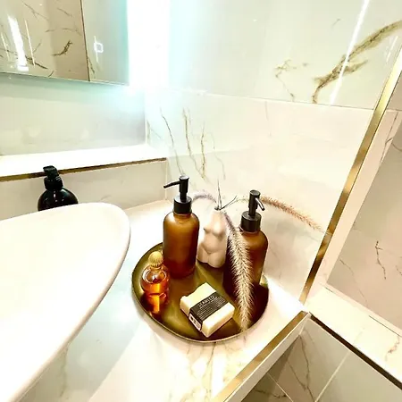 Spacious Loft, Duplex, Old Town, 3 Bedrooms - Easy Check-in