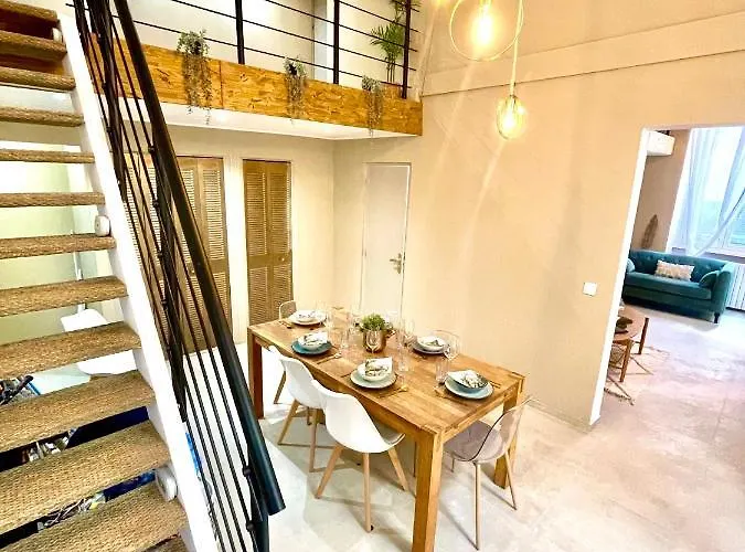 Apartment Spacious Loft, Duplex, Old Town, 3 Bedrooms - Easy Check-in *
