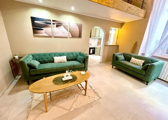 Spacious Loft, Duplex, Old Town, 3 Bedrooms - Easy Check-in Nice