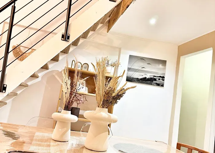 Spacious Loft, Duplex, Old Town, 3 Bedrooms - Easy Check-in * Nizza